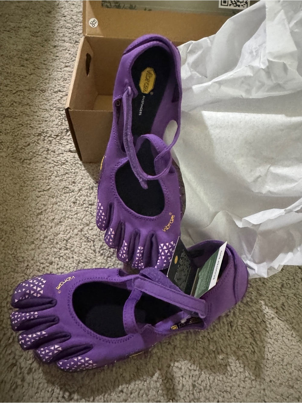 Vibram Women's Purple FiveFingers Toe Shoes - Picture 2 of 7